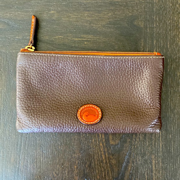Handbags - Dooney & Burke Leather Cosmetic Case